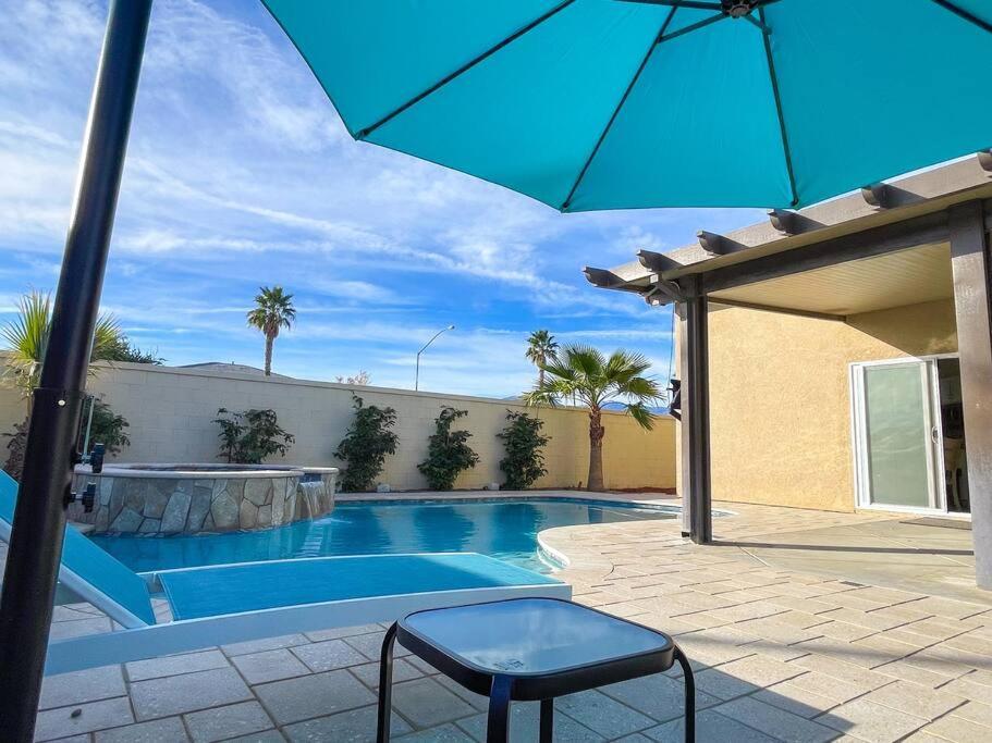 Home In Indio Coachella Bagian luar foto