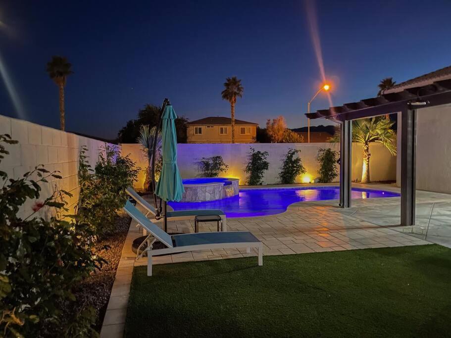 Home In Indio Coachella Bagian luar foto